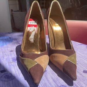 Brown Bakers Pumps size 9